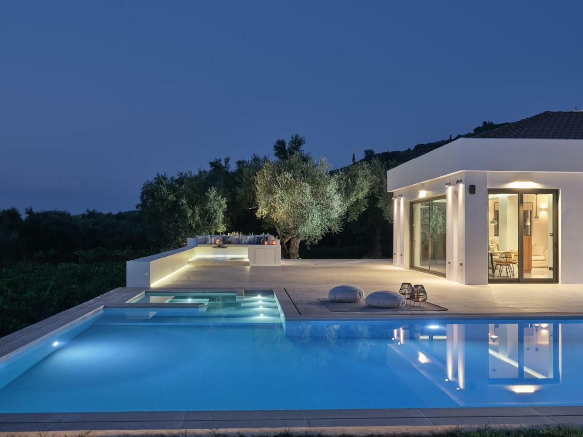 Drallos Luxury Villa アリカナス エクステリア 写真